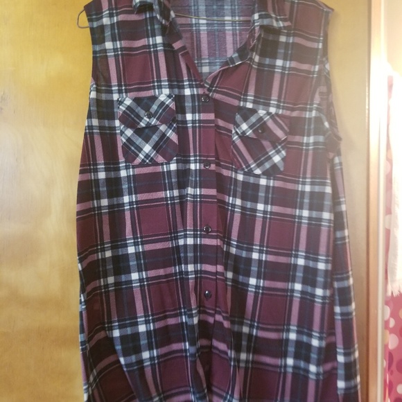 tank tops - Picture 4 of 6